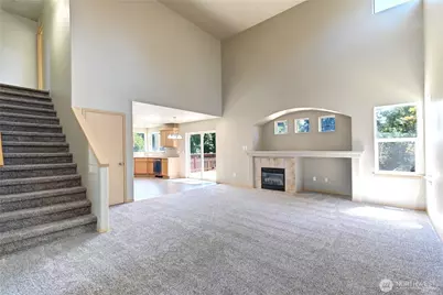 14413 Sandy Glen E, Puyallup, WA 98375 - Photo 2