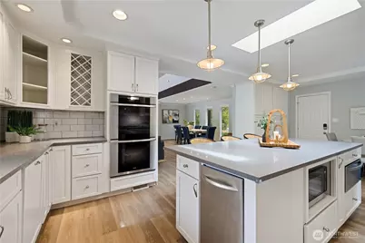 9726 SE 40th Street, Mercer Island, WA 98040 - Photo 14