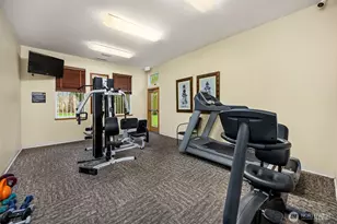 515 241st Ln SE, Sammamish, WA 98074 - Photo 24