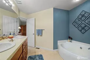7119 James Pl SE, Auburn, WA 98092 - Photo 12