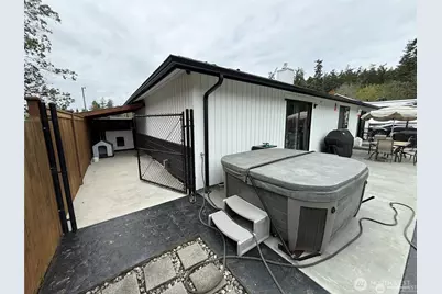 749 Commodore Lane, Camano Island, WA 98282 - Photo 26