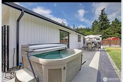 749 Commodore Lane, Camano Island, WA 98282 - Photo 4