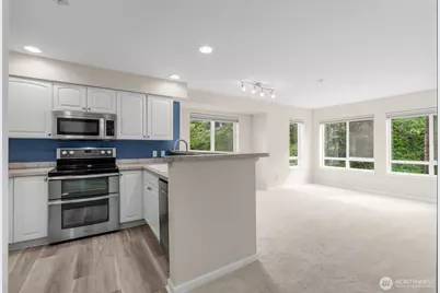 2530 Fifteenth Avenue W #410, Seattle, WA 98119 - Photo 8