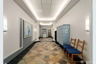 2530 Fifteenth Avenue W #410, Seattle, WA 98119 - Photo 20