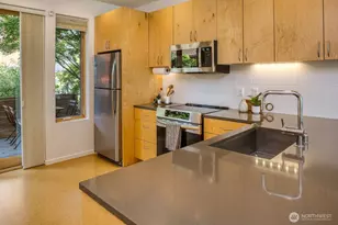 449 Sprout Path NW, Bainbridge Island, WA 98110 - Photo 6
