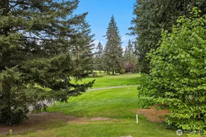 17101 146th Avenue SE, Renton, WA 98058 - Photo 4