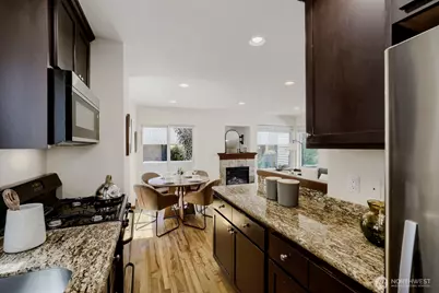 9519 8th Avenue NW #B, Seattle, WA 98117 - Photo 10