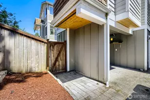 9519 8th Ave NW, Seattle, WA 98117 - Photo 20