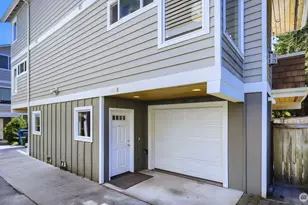 9519 8th Ave NW, Seattle, WA 98117 - Photo 2