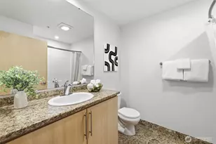 424 N 85th St, Seattle, WA 89103 - Photo 18