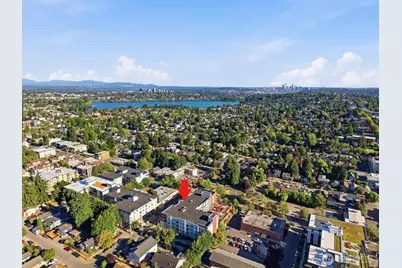 424 N 85th Street #202, Seattle, WA 89103 - Photo 2