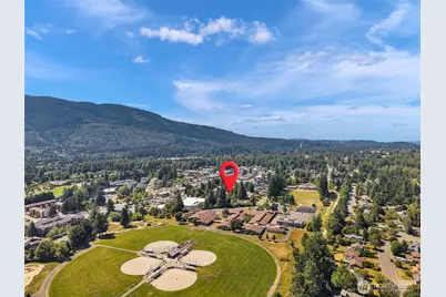 352 E 2nd Street, North Bend, WA 98045 - Photo 8