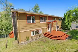 102 Grn Hl Dr, Longview, WA 98632 - Photo 2