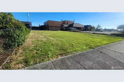 315 W 1st Street, Aberdeen, WA 98520 - Photo 2