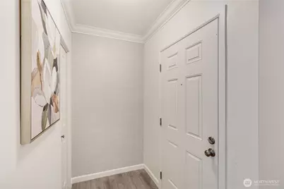 10822 NE 148th Lane #J102, Bothell, WA 98011 - Photo 4