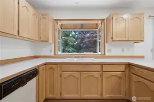 5536 70th St NE, Marysville, WA 98270 - Photo 8