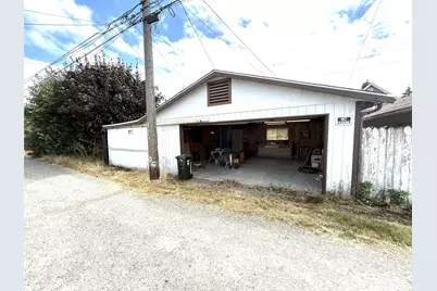 915 E Harrison Street, Tacoma, WA 98404 - Photo 14