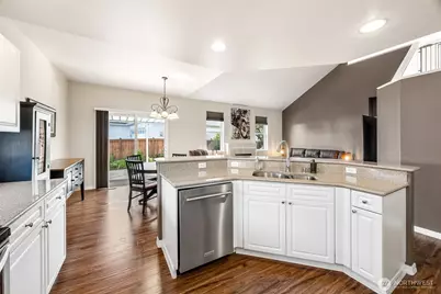 17007 91st Avenue E, Puyallup, WA 98375 - Photo 6