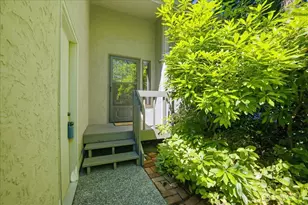 19507 86th Ave W, Edmonds, WA 98026 - Photo 2