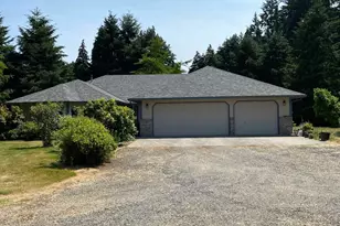 3021 NW 199th St, Ridgefield, WA 98642 - Photo 2