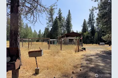 2 Miles/Creston Road E, Creston, WA 99117 - Photo 20