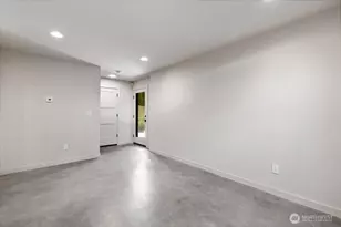 3454 33rd Ave W, Seattle, WA 98199 - Photo 28