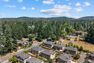 3527 NE 7th St, Renton, WA 98056 - Photo 30