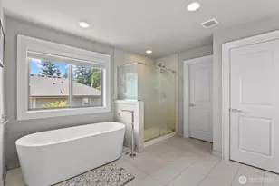 3527 NE 7th St, Renton, WA 98056 - Photo 20