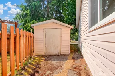 21815 6th Avenue W, Bothell, WA 98021 - Photo 24