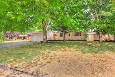 21815 6th Avenue W, Bothell, WA 98021 - Photo 2