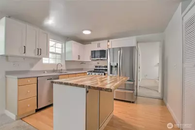 21815 6th Avenue W, Bothell, WA 98021 - Photo 6
