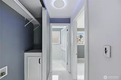 748 S Cloverdale Street #8, Seattle, WA 98108 - Photo 4