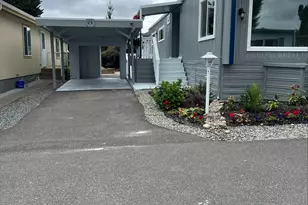 21429 44th Ave W, Mountlake Terrace, WA 98043 - Photo 2