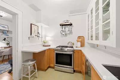 1732 15th Street #3, Seattle, WA 98122 - Photo 10