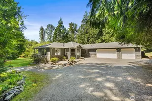 3809 234th St NE, Arlington, WA 98223 - Photo 2