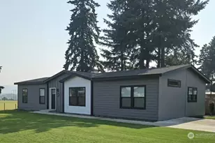 105 S 16th St, Elma, WA 98541 - Photo 1
