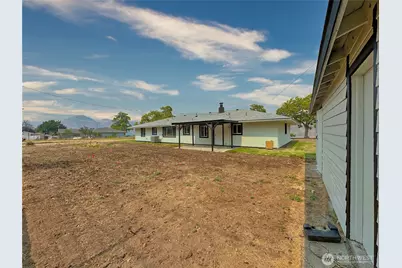 1013 River Drive, Coulee Dam, WA 99116 - Photo 32