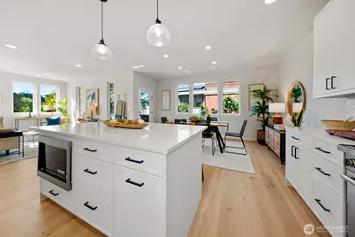 6026 41st Avenue NE, Seattle, WA 98115 - Photo 16