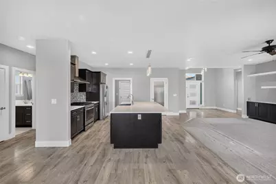 1320 W Pax Court, Sunnyside, WA 98944 - Photo 8