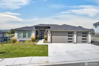 1320 W Pax Court, Sunnyside, WA 98944 - Photo 1