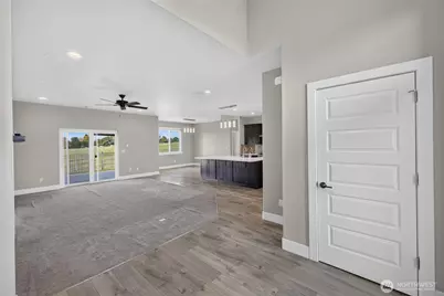 1320 W Pax Court, Sunnyside, WA 98944 - Photo 4