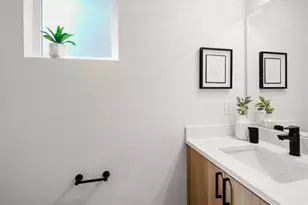 6030 41st Ave NE, Seattle, WA 98115 - Photo 10