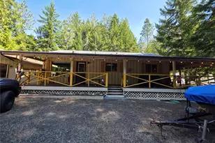 400 Seamount Dr, Brinnon, WA 98320 - Photo 2