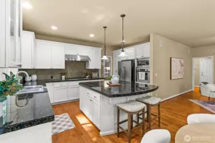 1409 271st Pl SE, Sammamish, WA 98075 - Photo 10
