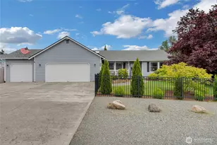 10909 Vickery Ave E, Tacoma, WA 98446 - Photo 2