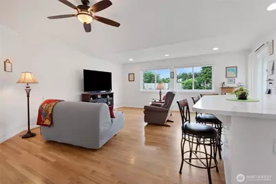 10909 Vickery Avenue E, Tacoma, WA 98446 - Photo 10