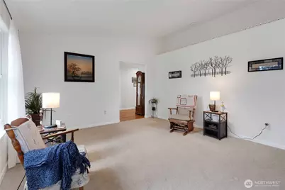10909 Vickery Avenue E, Tacoma, WA 98446 - Photo 6