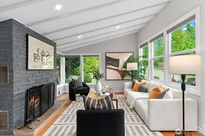 10303 20th Avenue NE, Seattle, WA 98125 - Photo 4