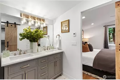10303 20th Avenue NE, Seattle, WA 98125 - Photo 16