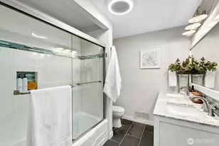 10303 20th Ave NE, Seattle, WA 98125 - Photo 22